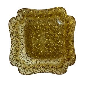 L G Wright Vintage MCM Amber Yellow Daisy & Button Glass Ashtray Dish‎